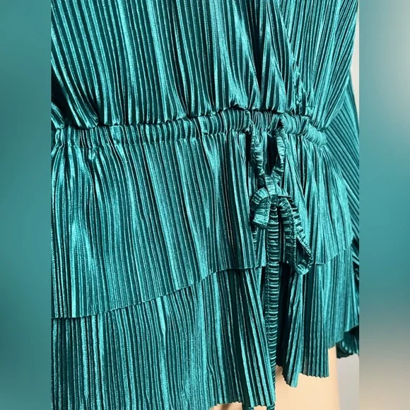 ZARA green pleated blouse size M - Picture 5 of 8